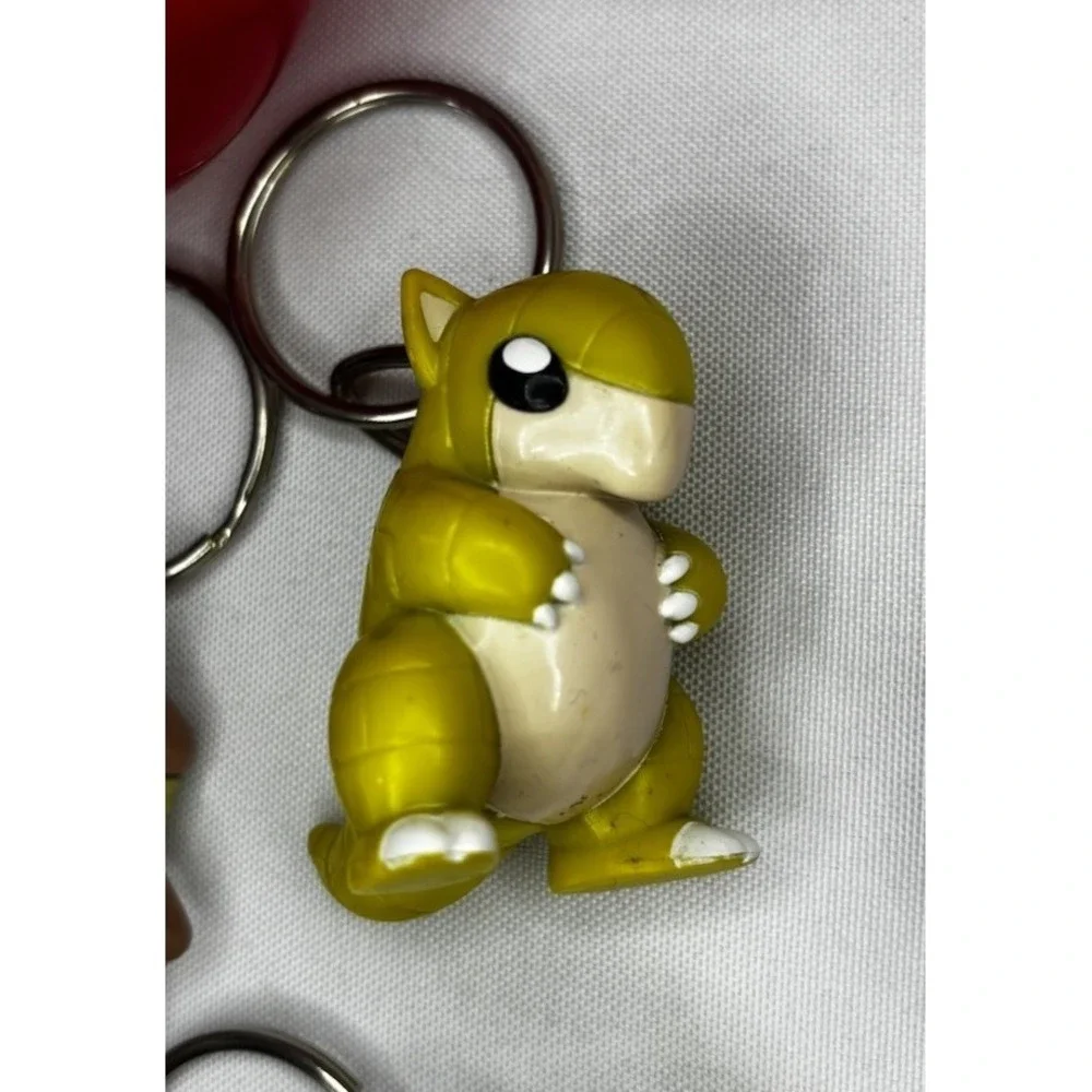 Lot Of 9 Vintage 1999 Pokemon Key Chains Burger King With Poke Balls
